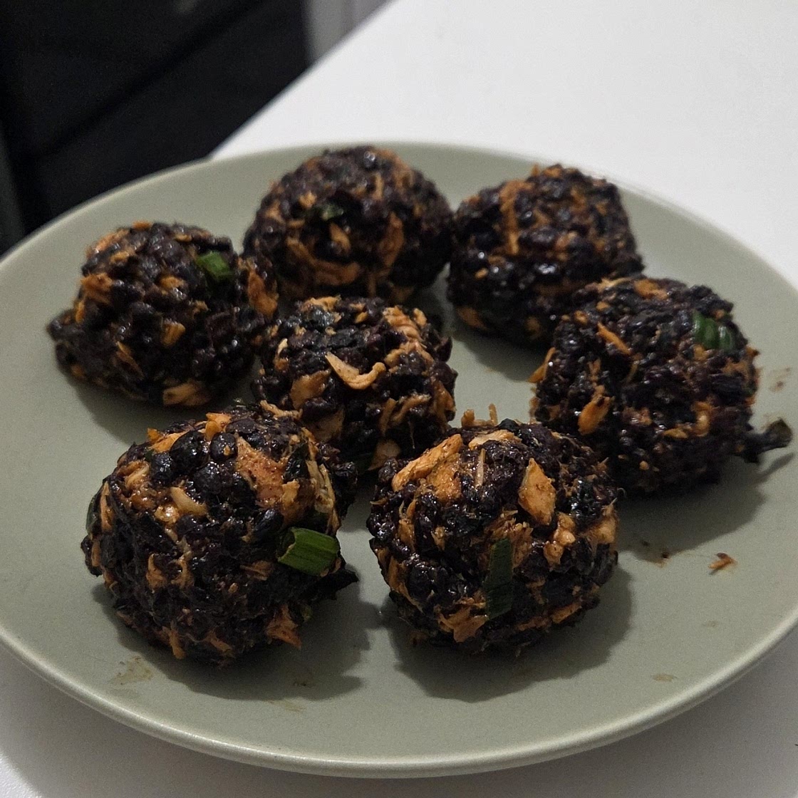 Delicious Salmon Rice Balls