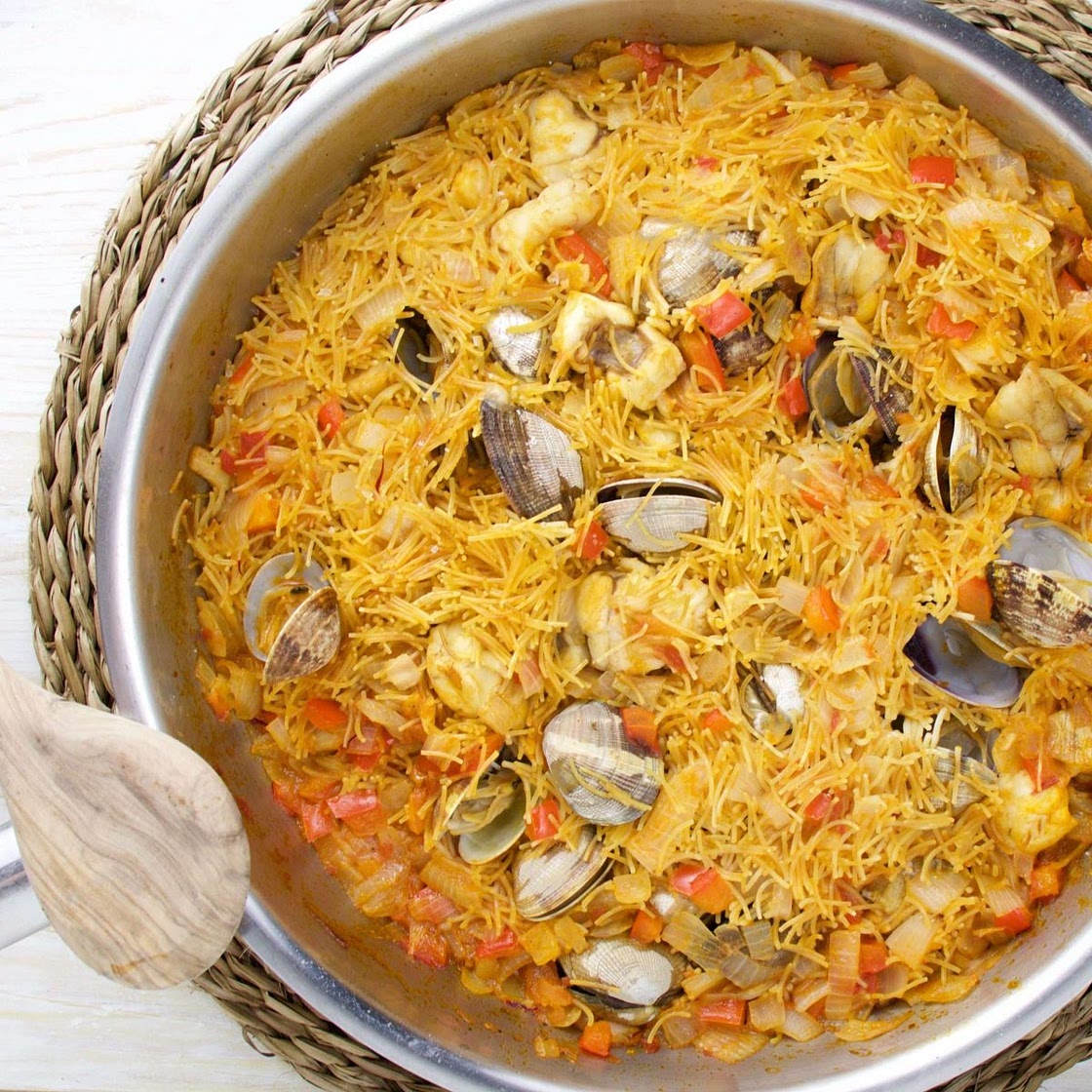 Pasta Paella (Fideuà)
