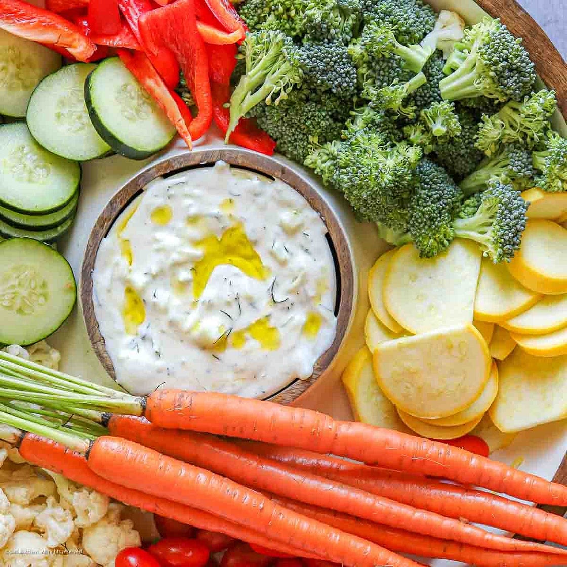 Easy Vegan Tzatziki Sauce (Dairy-Free, Creamy, 10 Minutes)