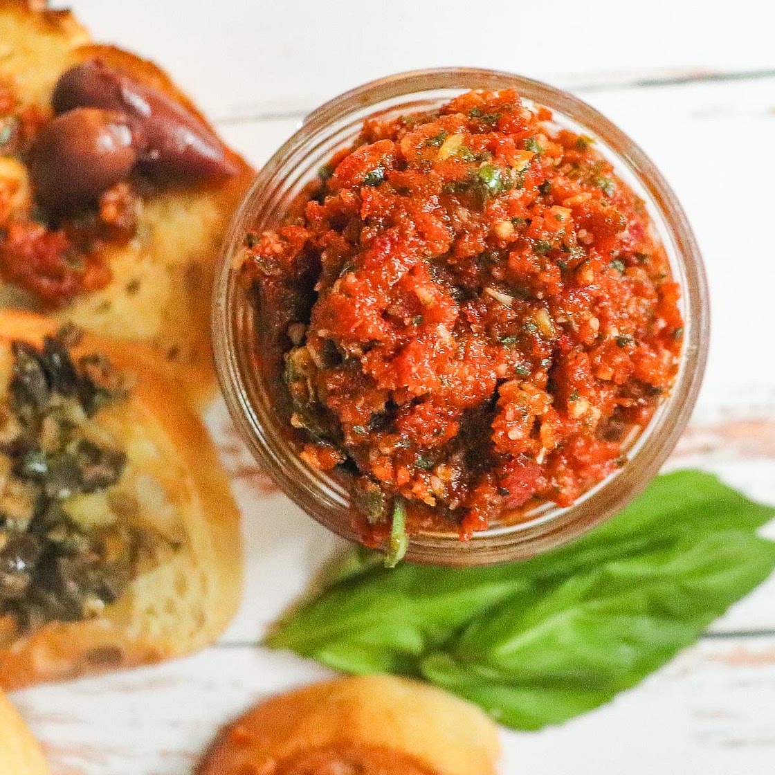 Sun-dried tomato pesto (pesto rosso
