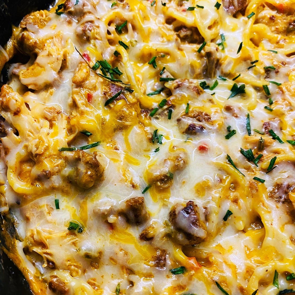 Slow Cooker Chicken Chorizo Pasta