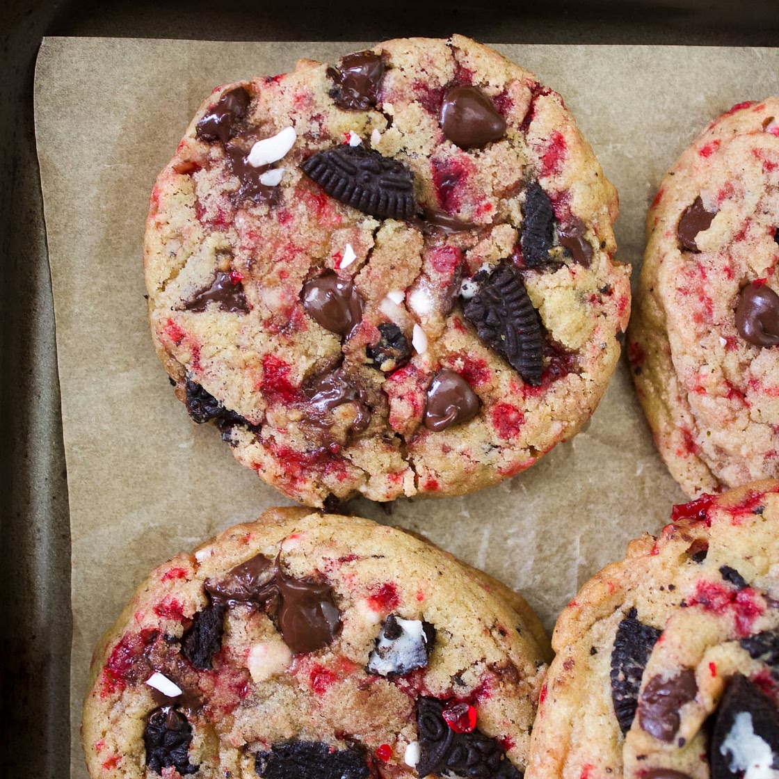 Oreo Chocolate Chip Peppermint Cookies