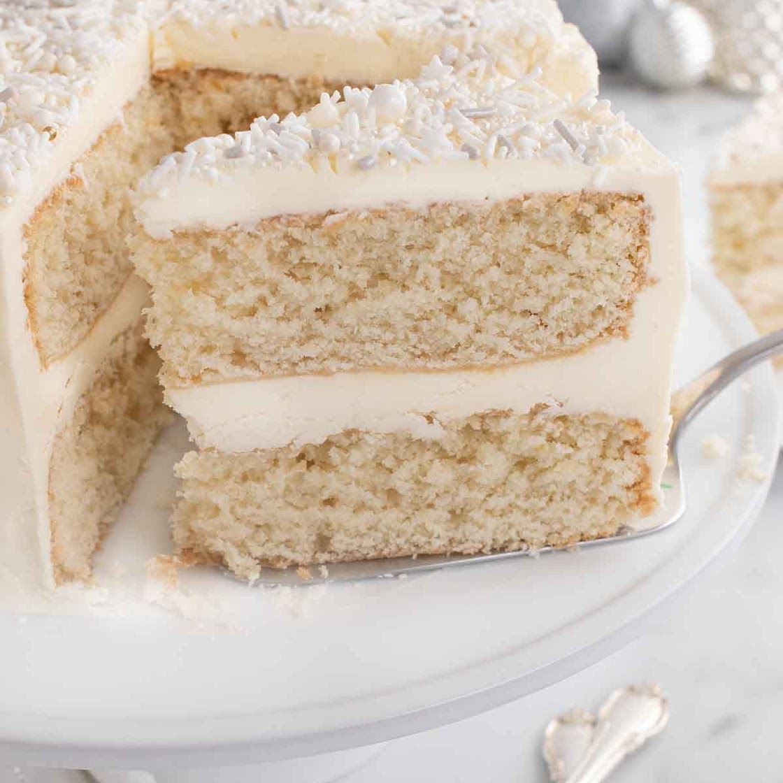 Winter Wonderland White Cake