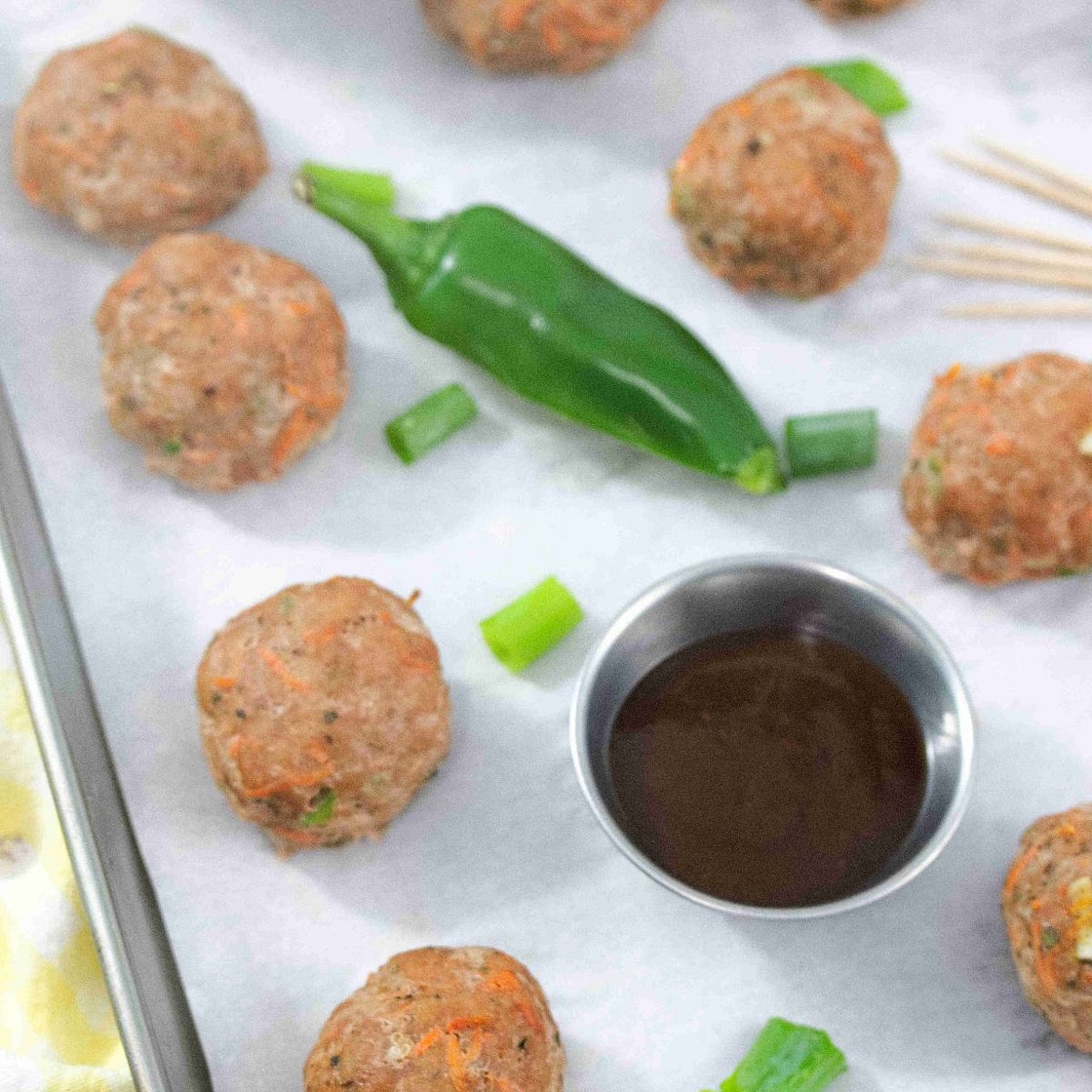 Spicy Baked Turkey Meatballs Recipe (Whole30)