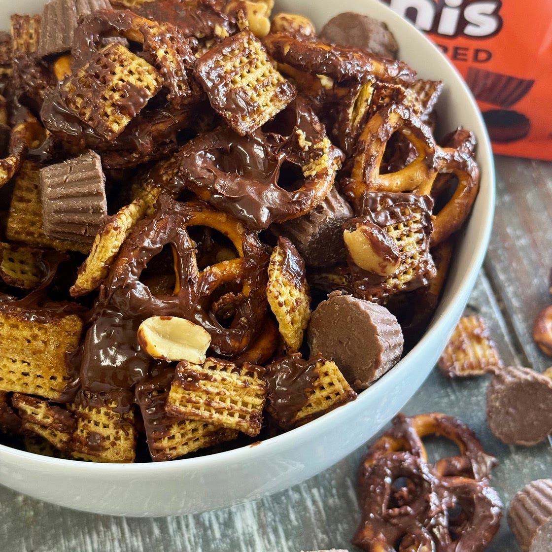 Reese's Chex Mix