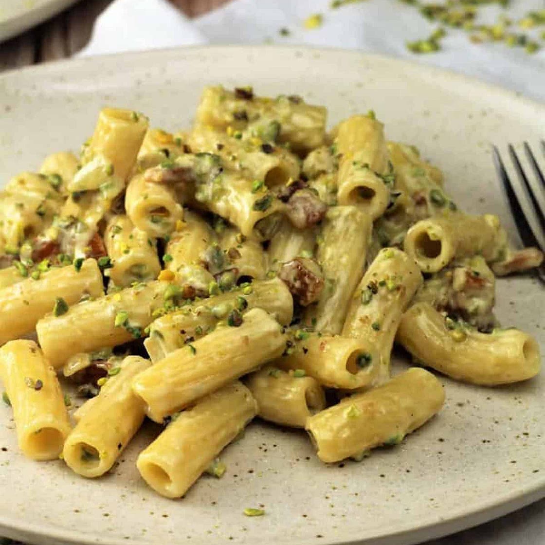Sicilian Pasta with Creamy Pistachio Sauce