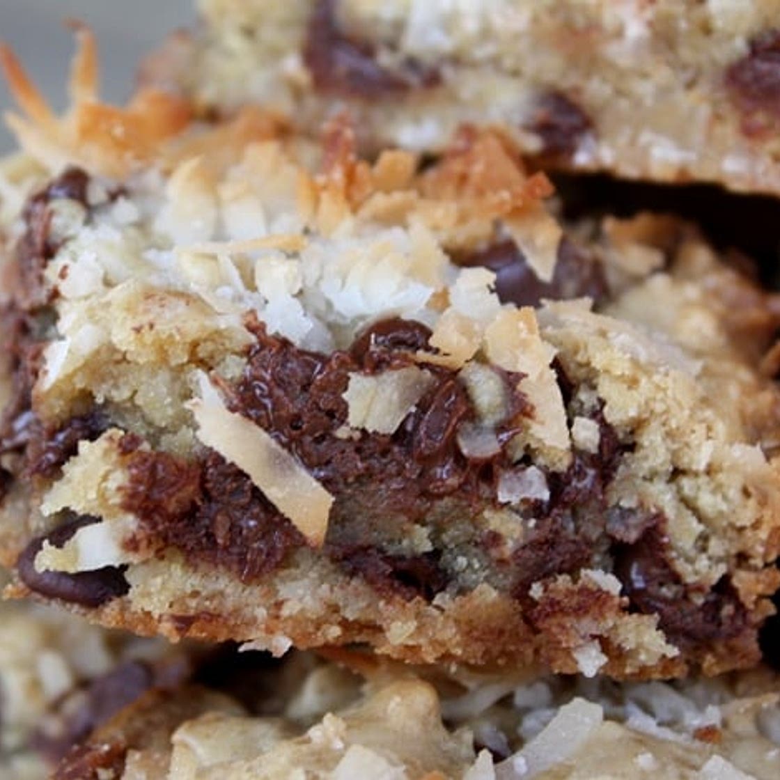 Dark Chocolate Coconut Blondies