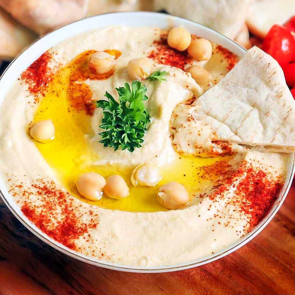 Authentic Lebanese Hummus (Creamy & Smooth)
