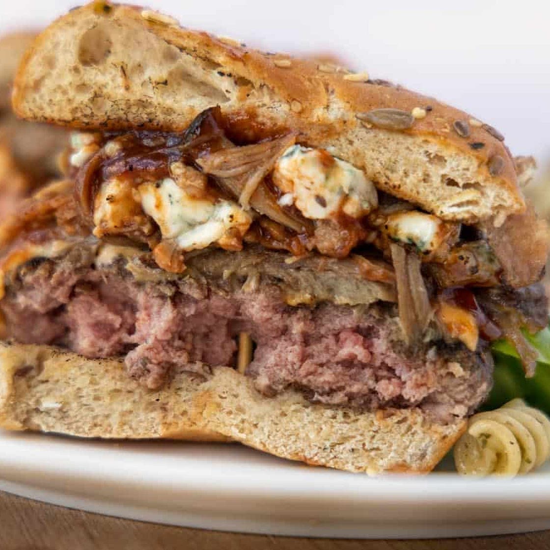 The Ultimate Pulled Pork Cheeseburger