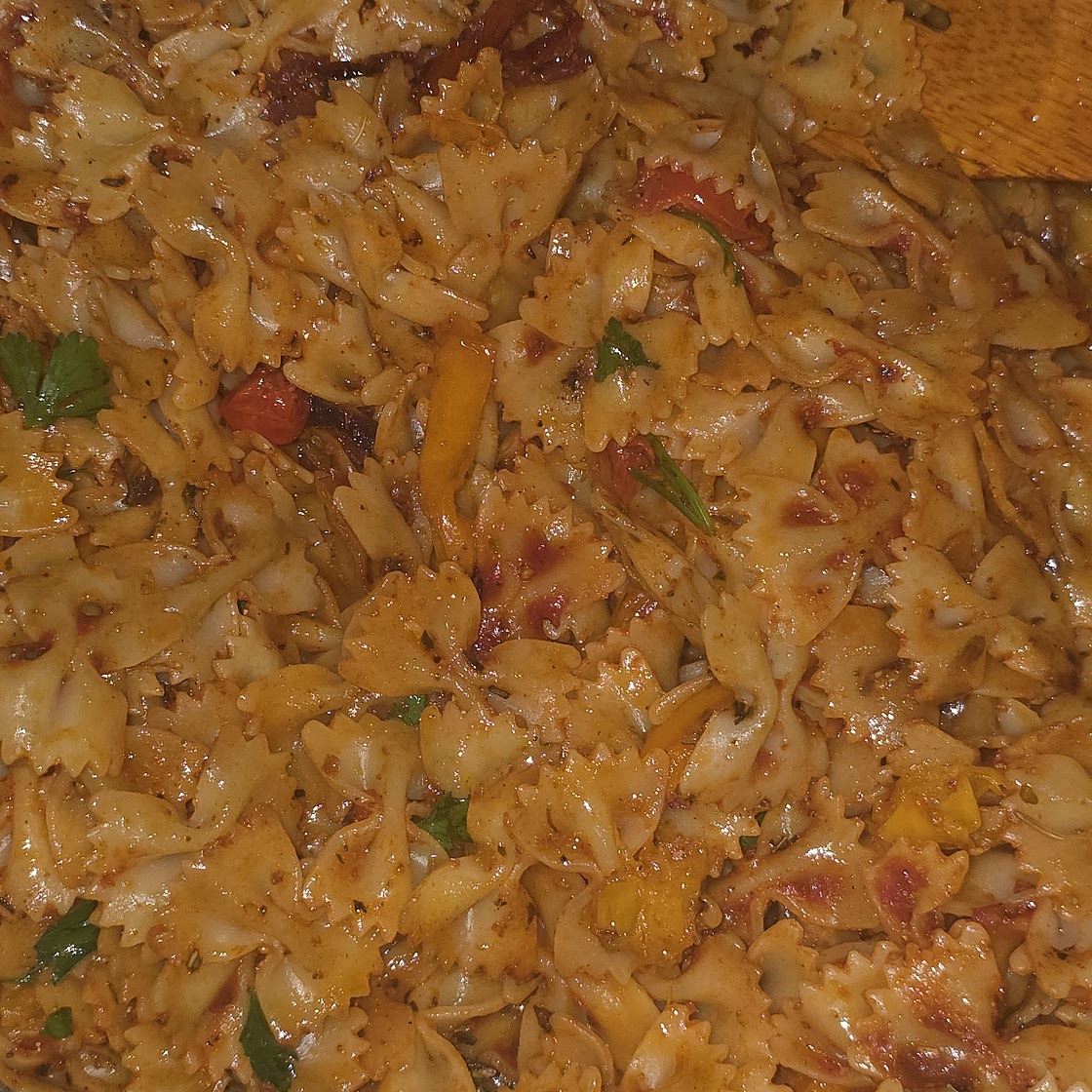 Roasted tomato pasta with mushrooms