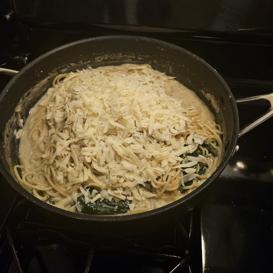One Pot Creamy Garlic Noodles