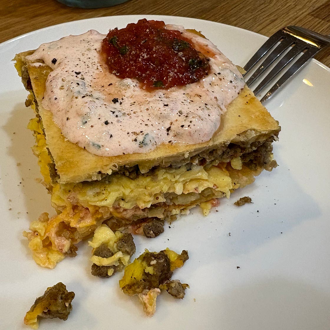 Breakfast Crunchwrap Casserole