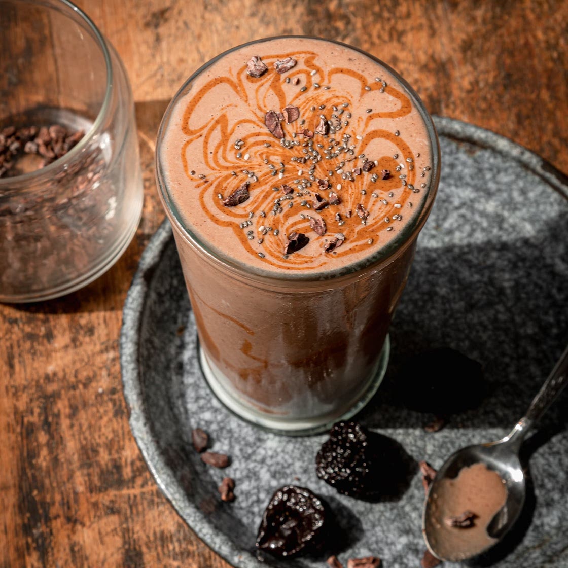 Vegan Chocolate Fantasy Smoothie with Prunes & Flax