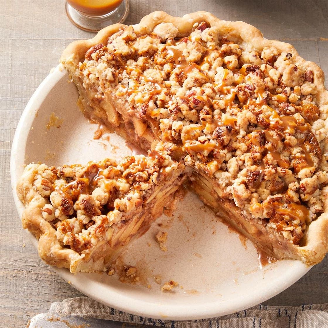 Caramel Apple Pecan Pie