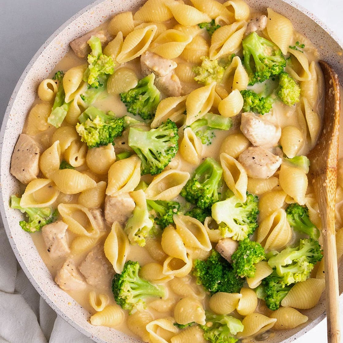 Cheesy Chicken & Broccoli Pasta Shells