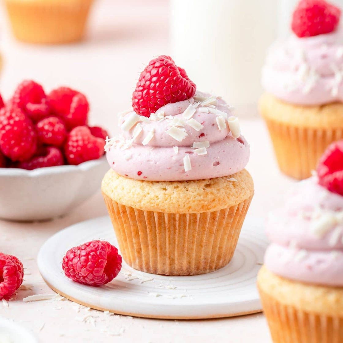 Raspberry White Chocolate Cupcakes