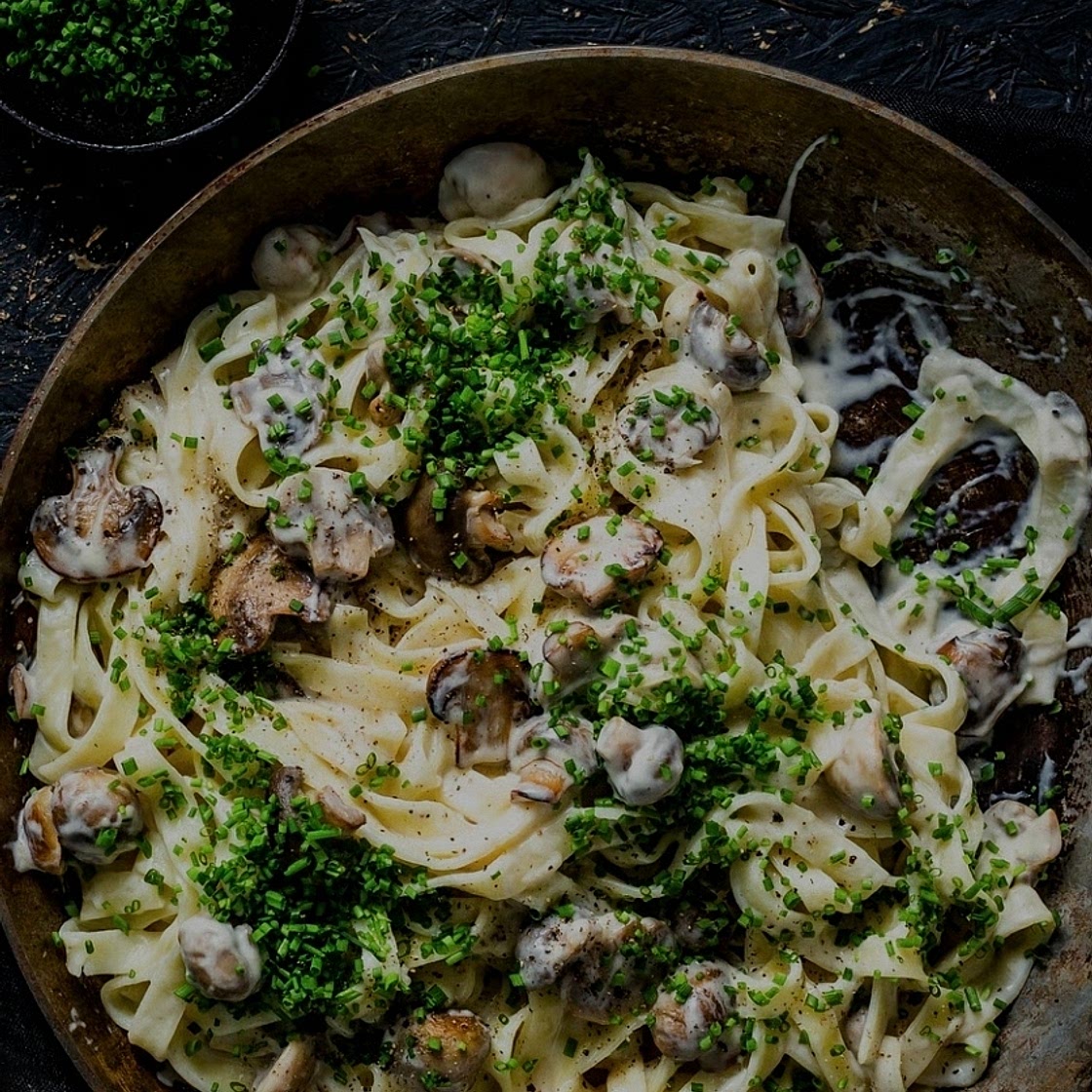 Tagliatelle mit Champignonrahmsauce