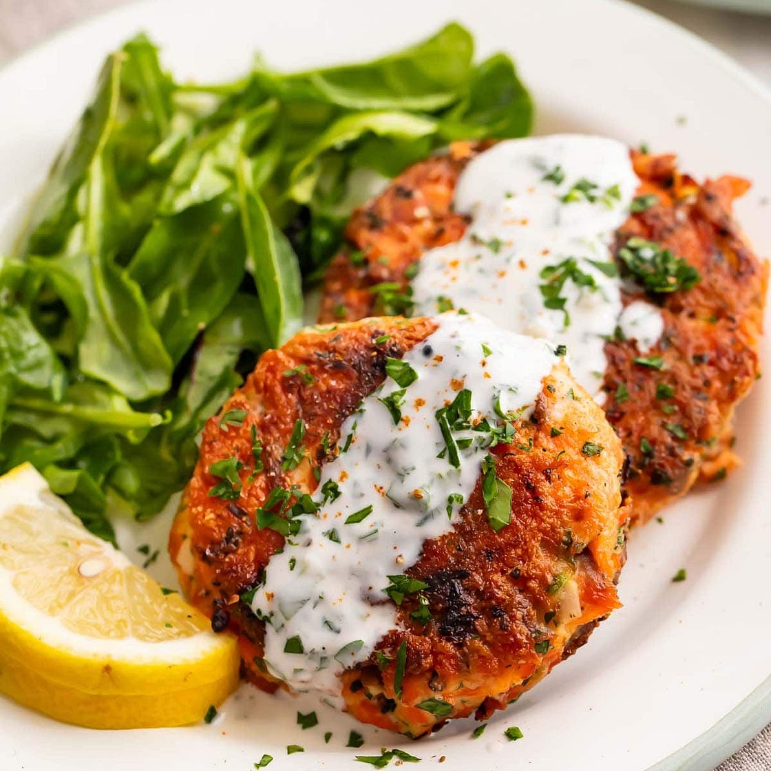 Easy Salmon Patties with Creamy Lemon-Garlic Sauce