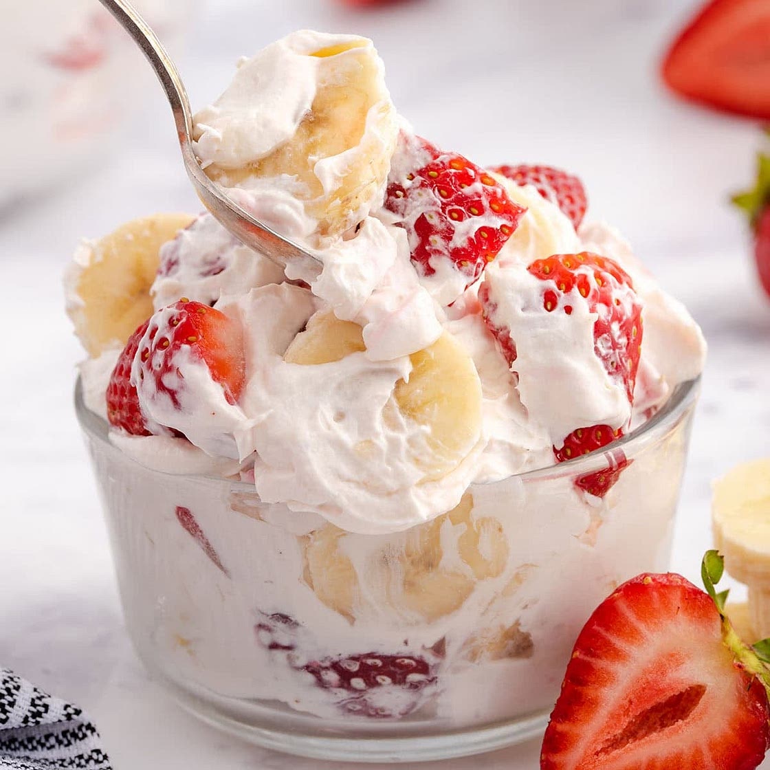 Strawberry Banana Cheesecake Salad