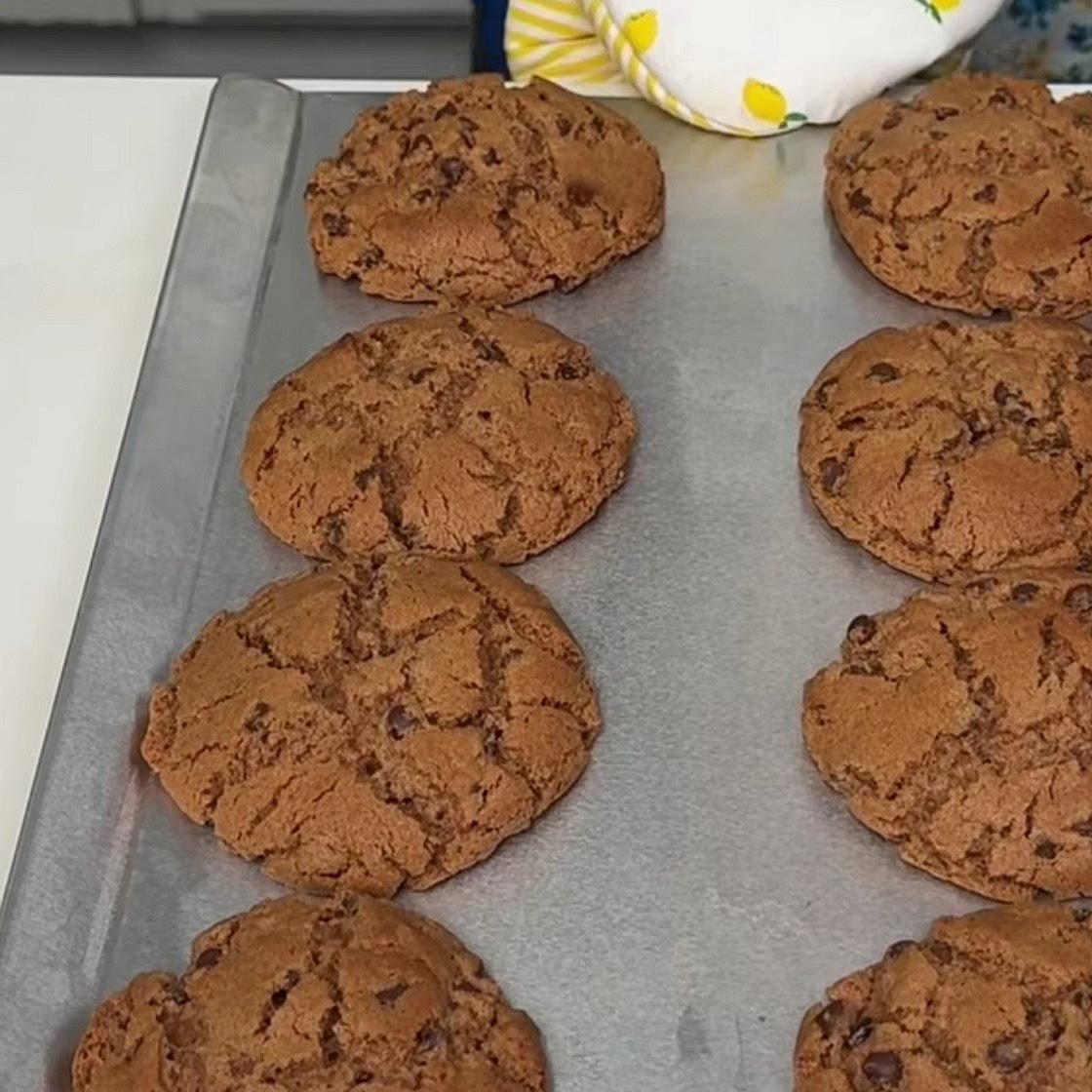 Chocolate Chip Peanut Butter Cookies - Gluten Free