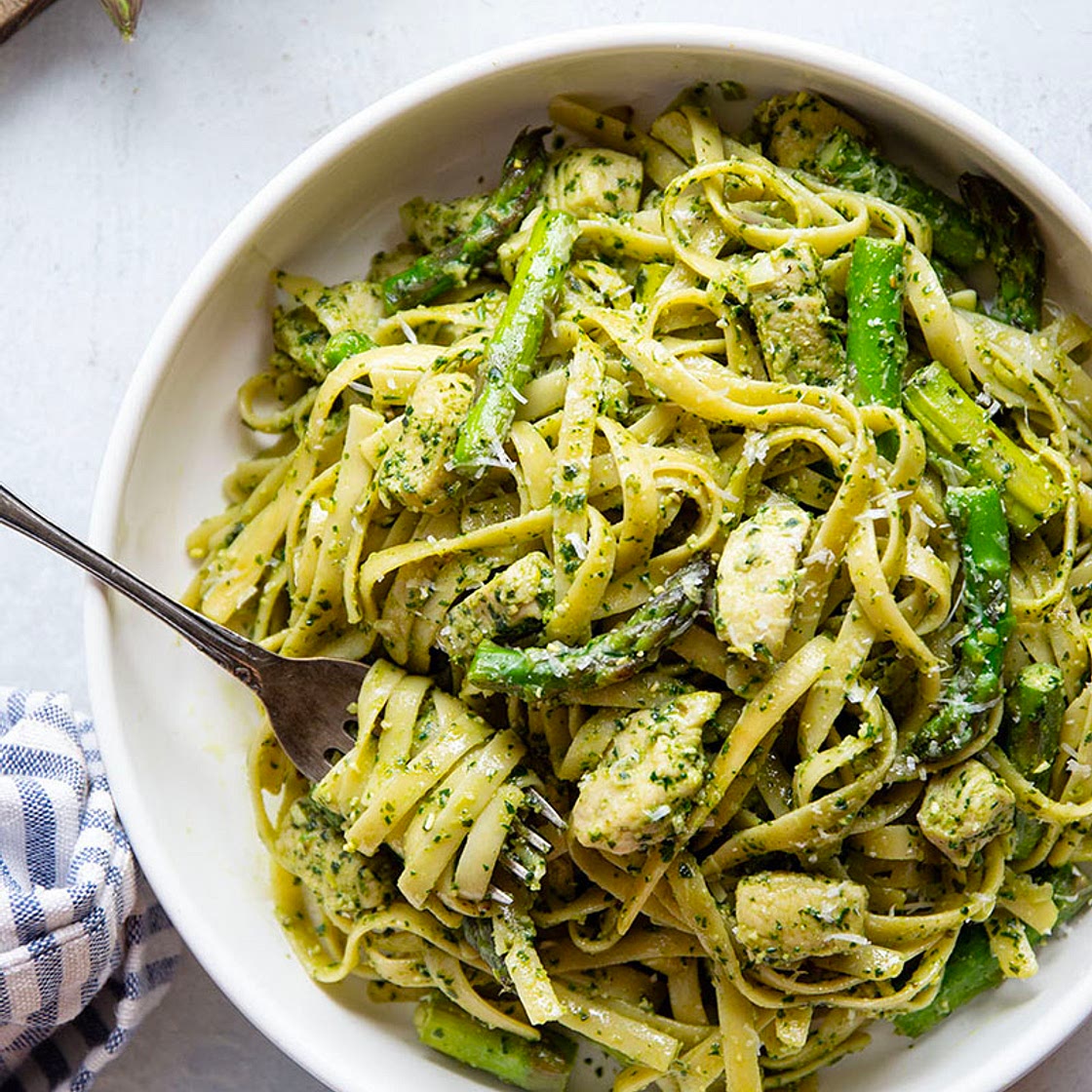 Chicken Asparagus Pesto Pasta