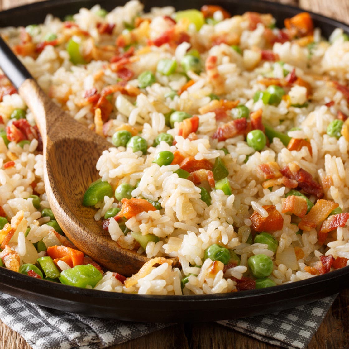 Arroz à grega com bacon