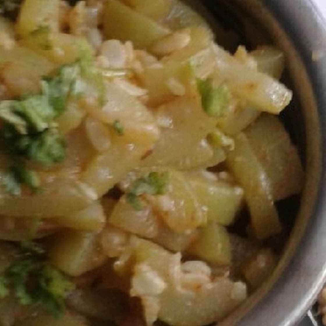 लौकी की सब्जी (lauki ki sabzi recipe in Hindi)