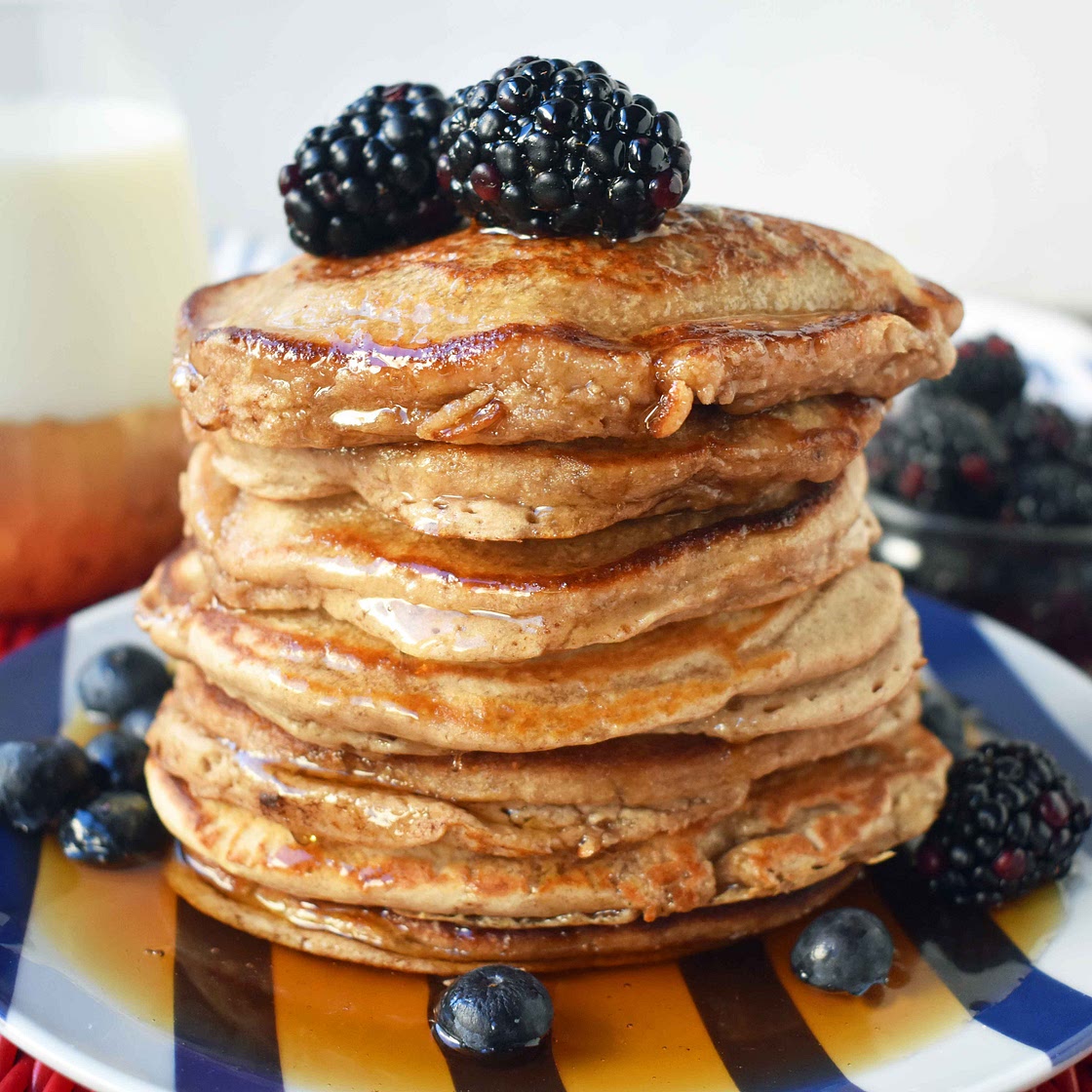 Banana Oatmeal Pancakes
