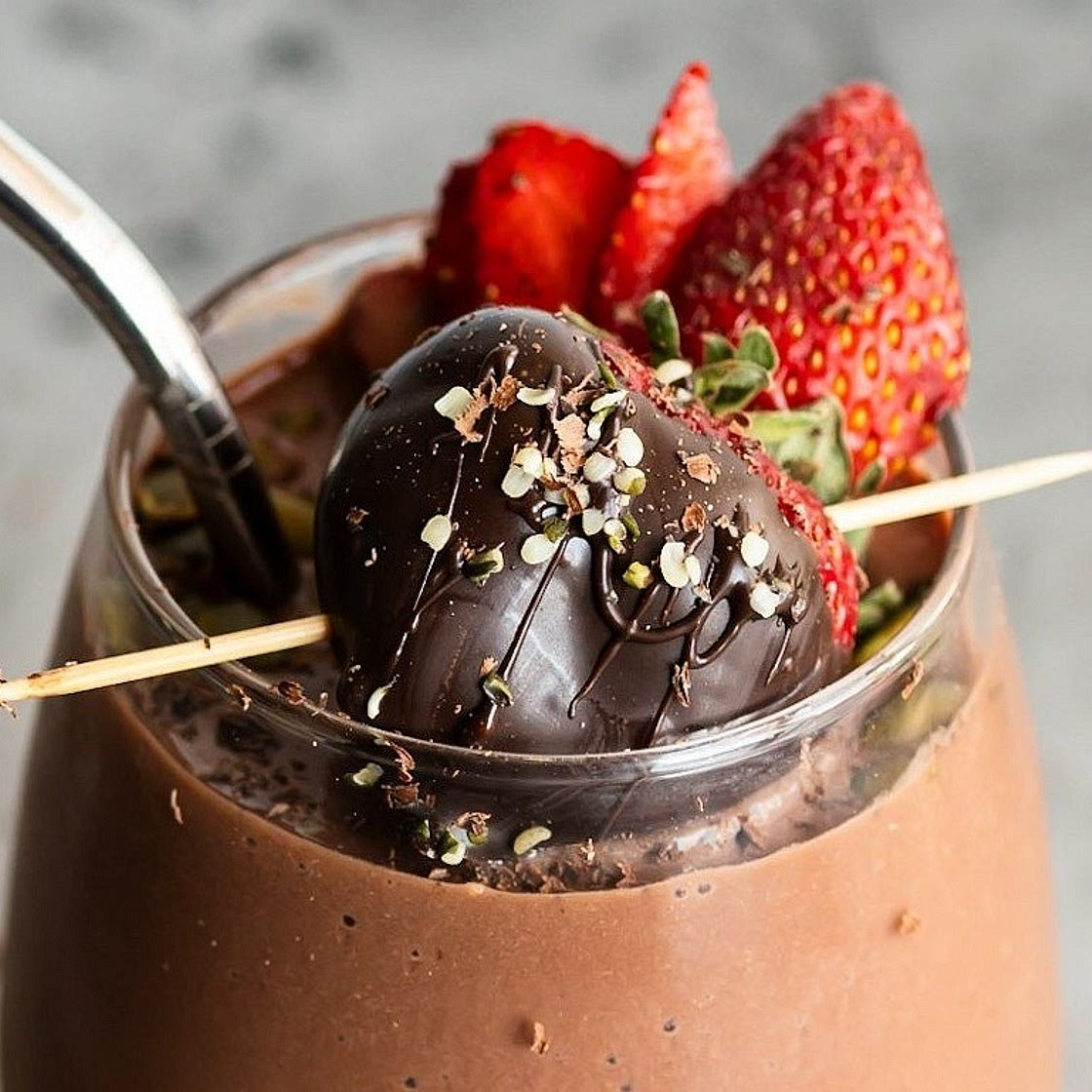 Chocolate Covered Strawberry Smoothie
