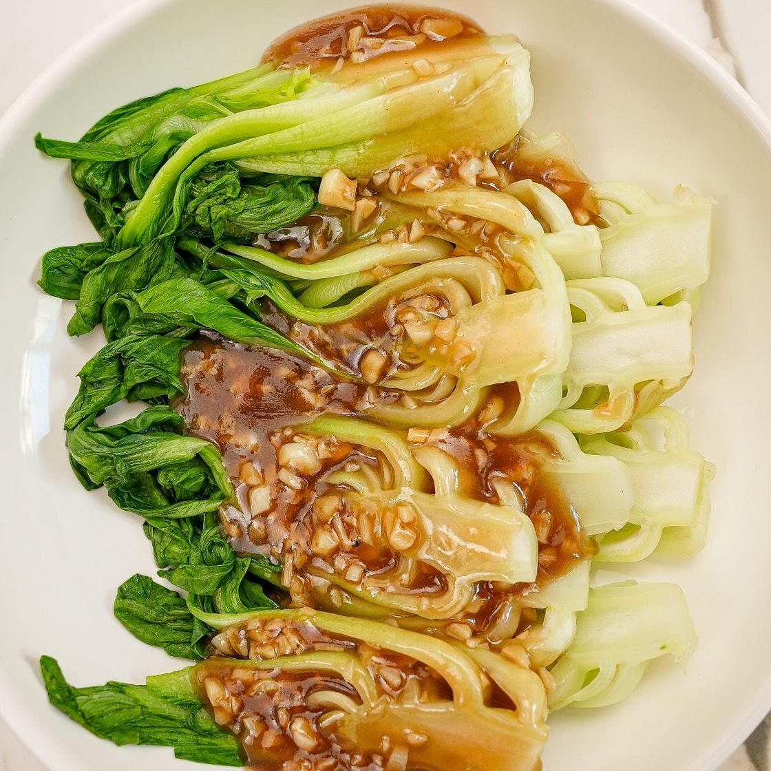 Bok Choy with Garlic Sauce (VIDEO)