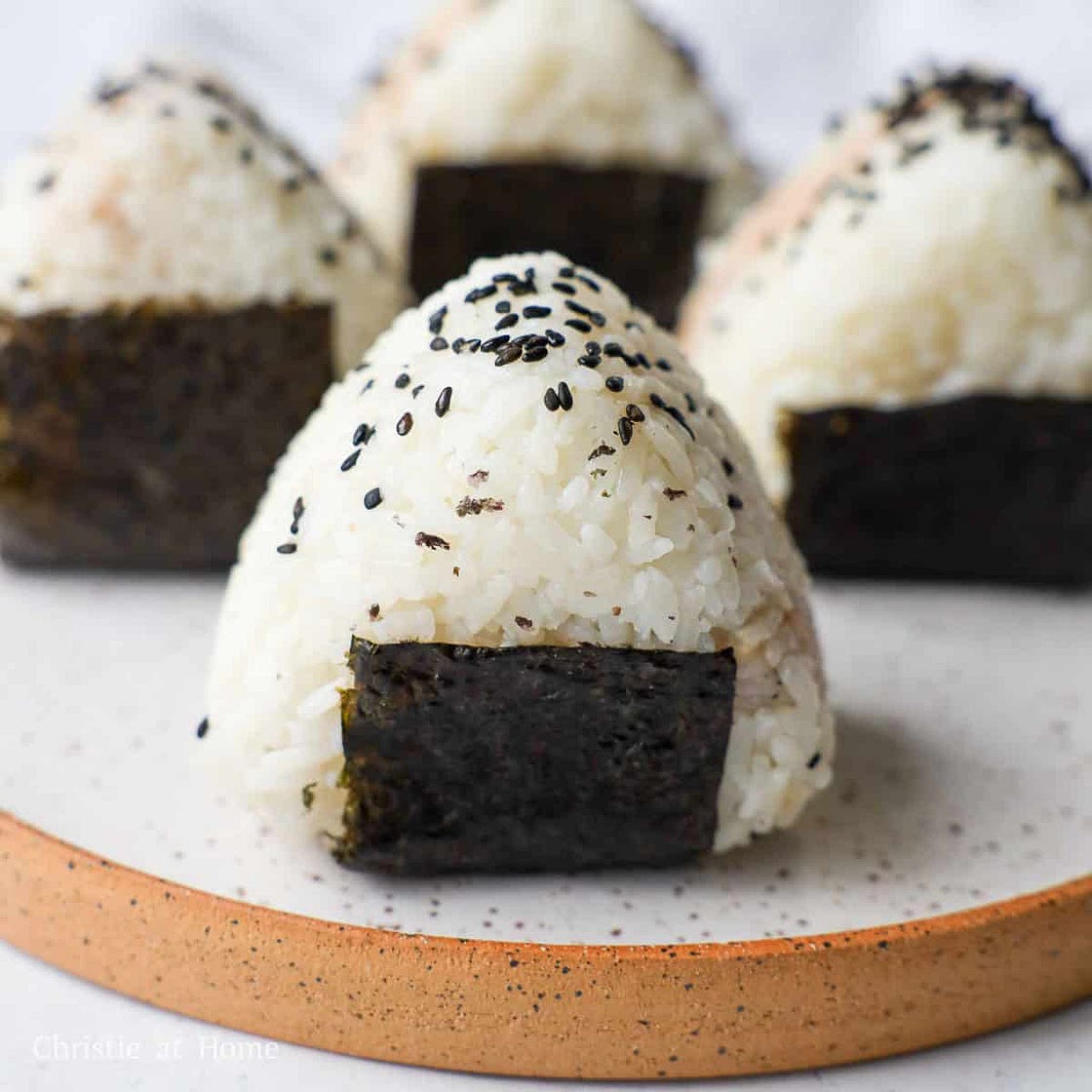 15-min. Easy Japanese Tuna Onigiri