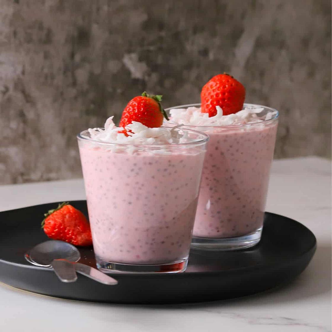 Strawberry Coconut Chia Pudding