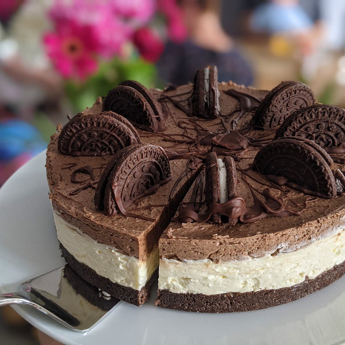 Gluten Free Oreo Cheesecake