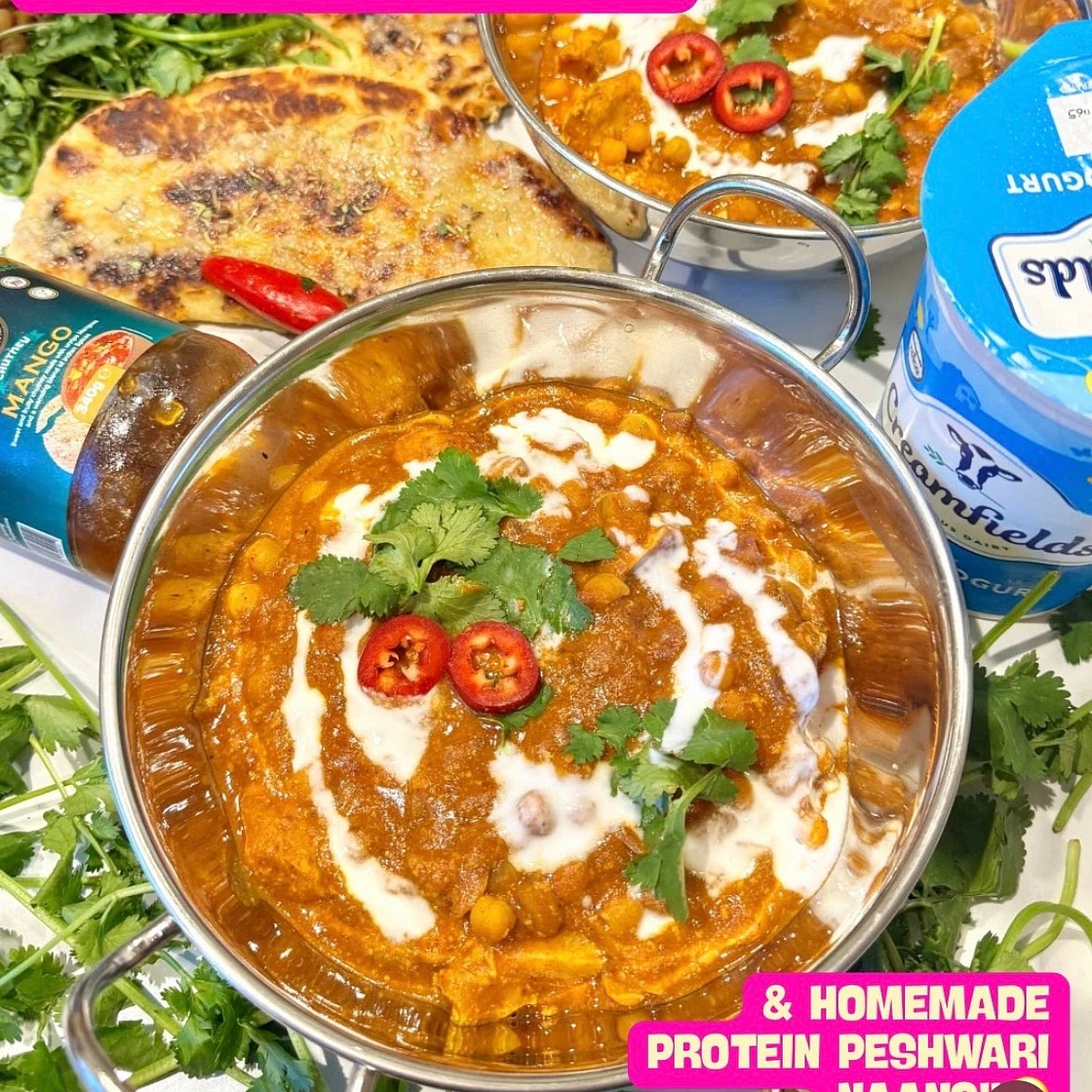 SLOW COOKER BUTTER CHICKEN & CHICKPEA CURRY WITH PROTEIN NAANS