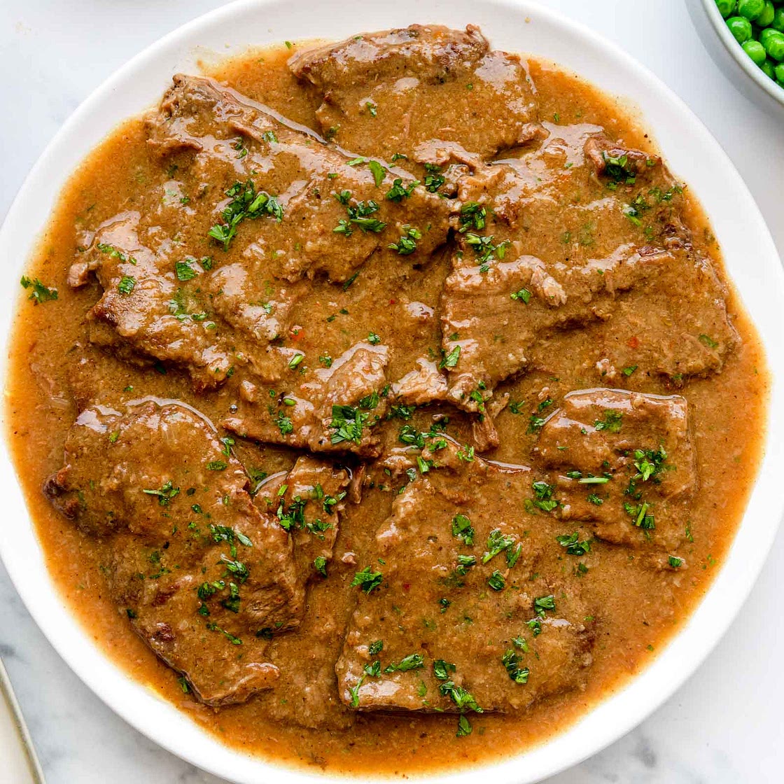 Thin Sliced Beef Round Steak with Sauce