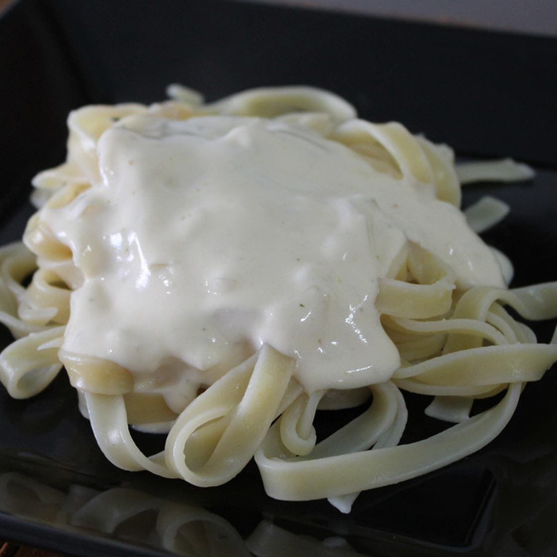 Macarrão ao molho branco - simples e rápido