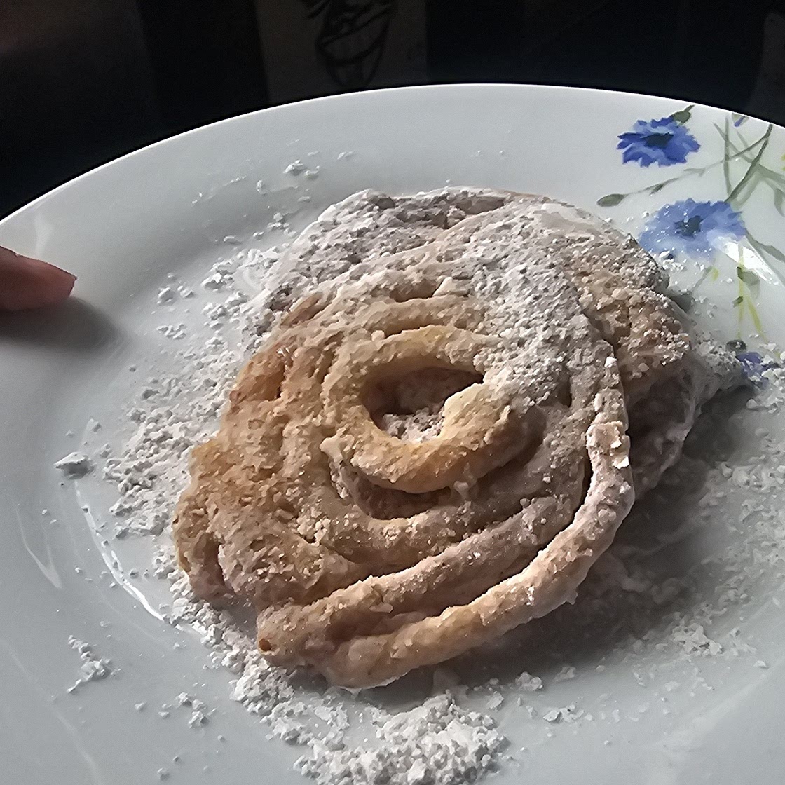 Simple Funnel Cake Recipe