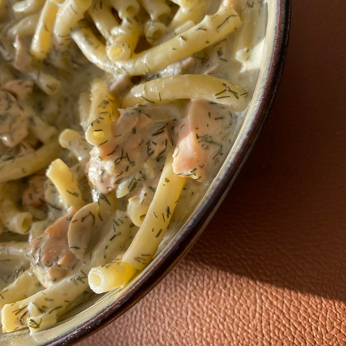 Salmon pasta with a creamy dille sauce