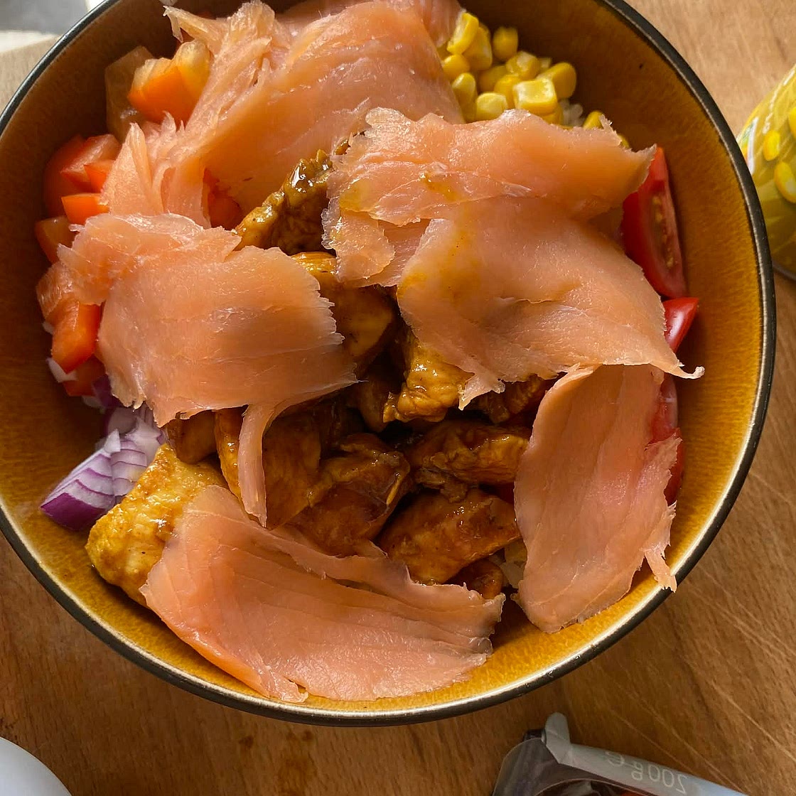 Homemade poke bowls