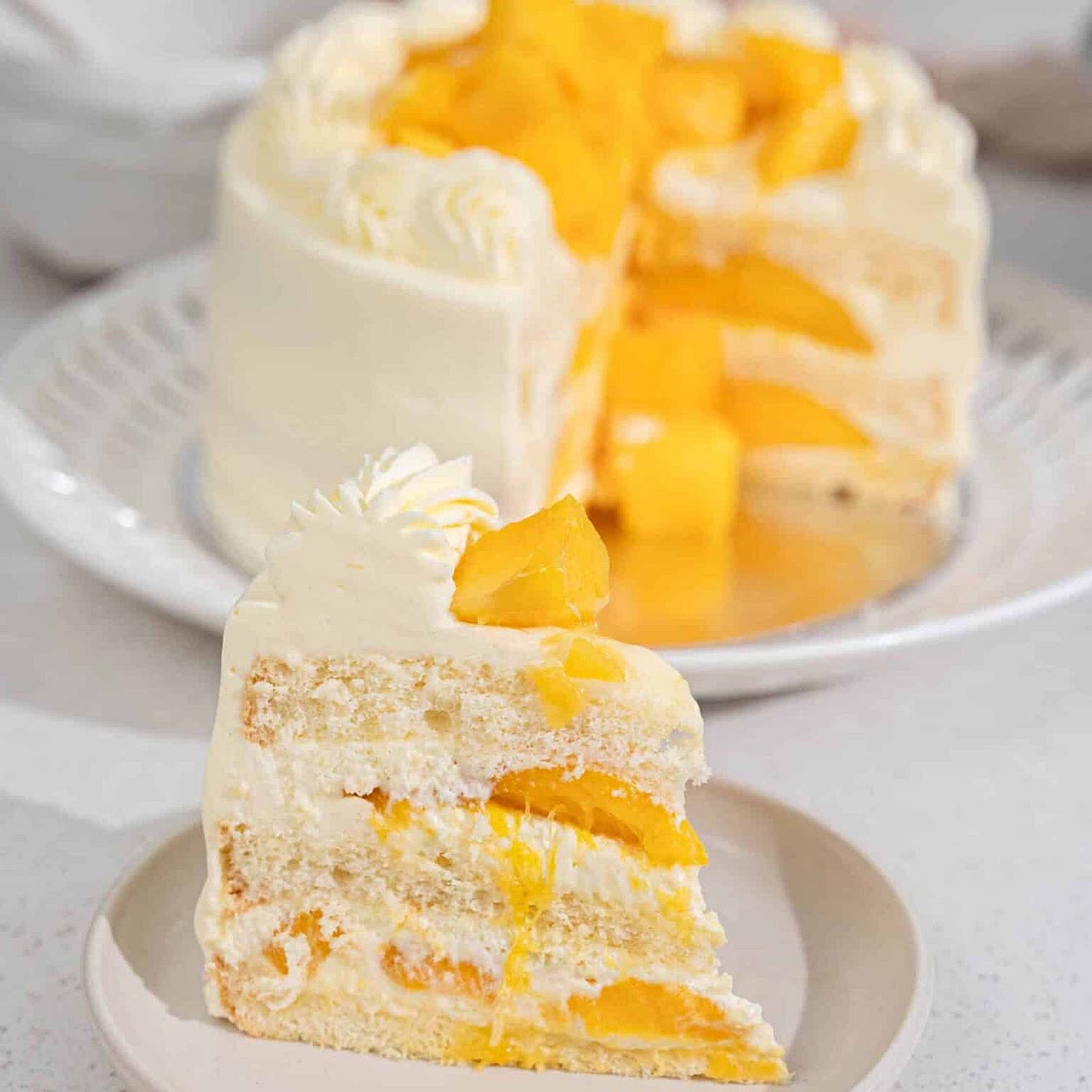 Soft Mango Cake with Fluffy Whipped Cream