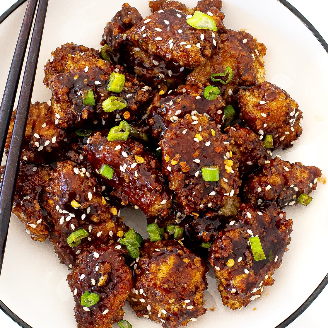 Sweet and Spicy Baked Honey Sriracha Chicken