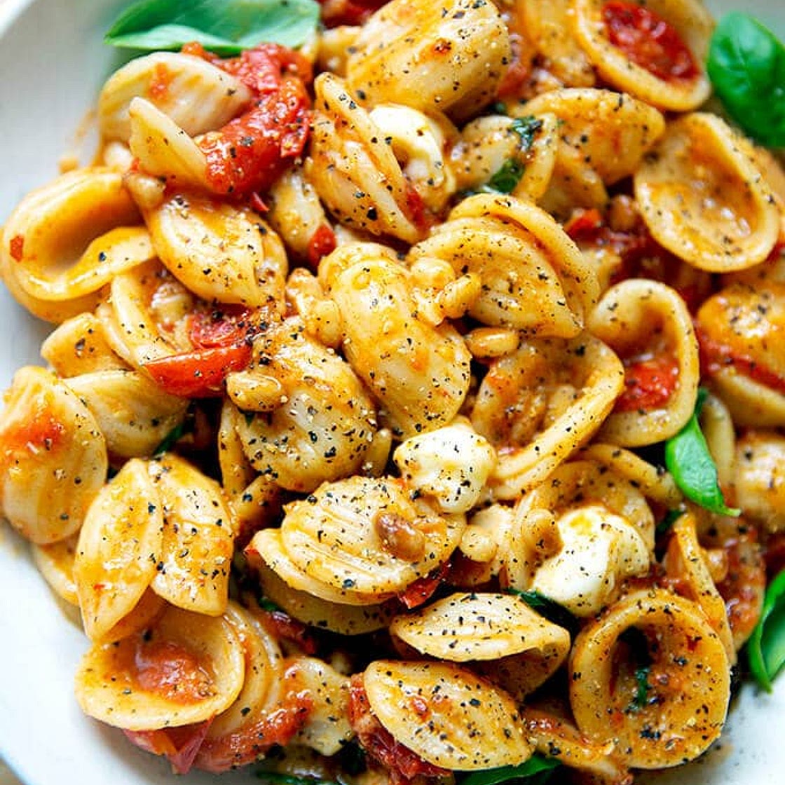 Pasta with Simple Cherry Tomato Sauce