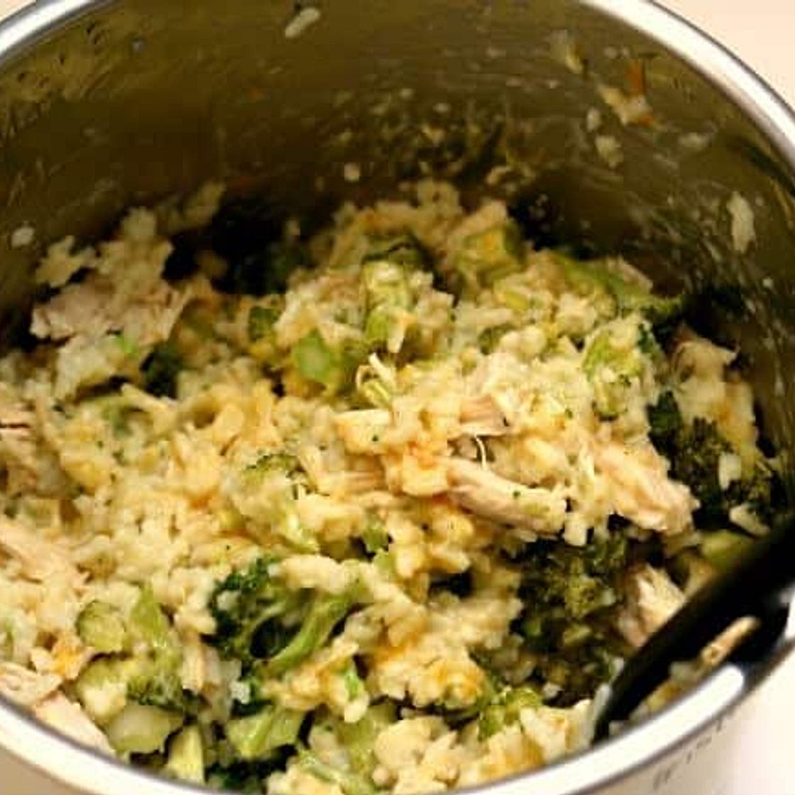 Instant Pot Cheesy Broccoli Rice