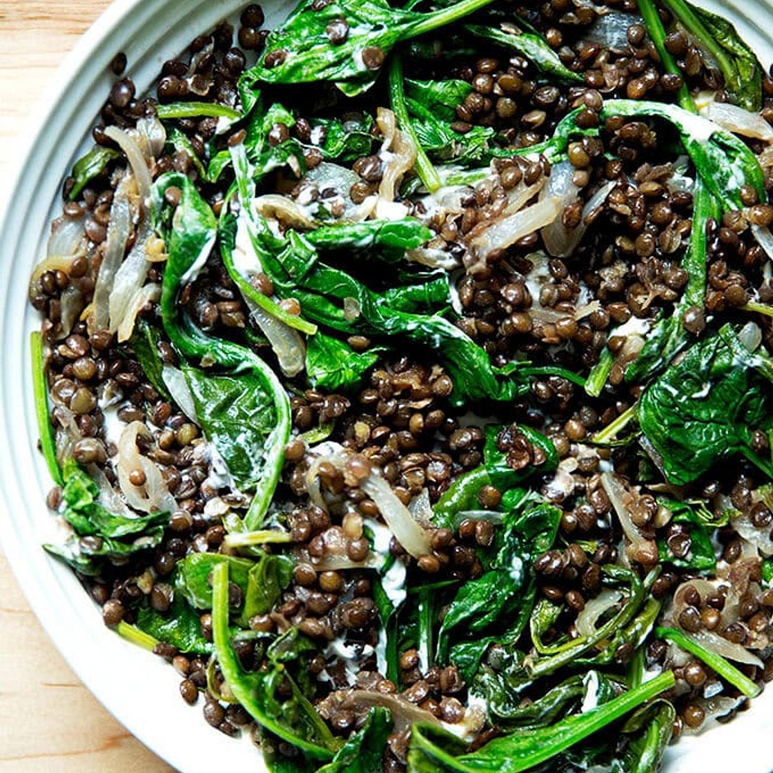 Addictive Black Lentils with Spinach