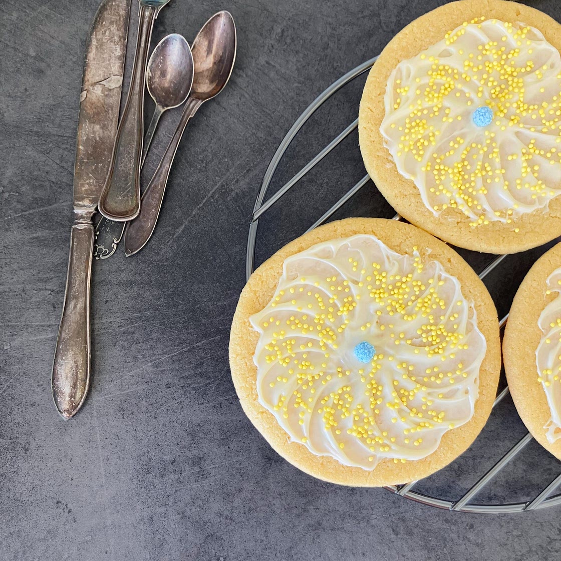 Spelt Butter Cookies with White Chocolate