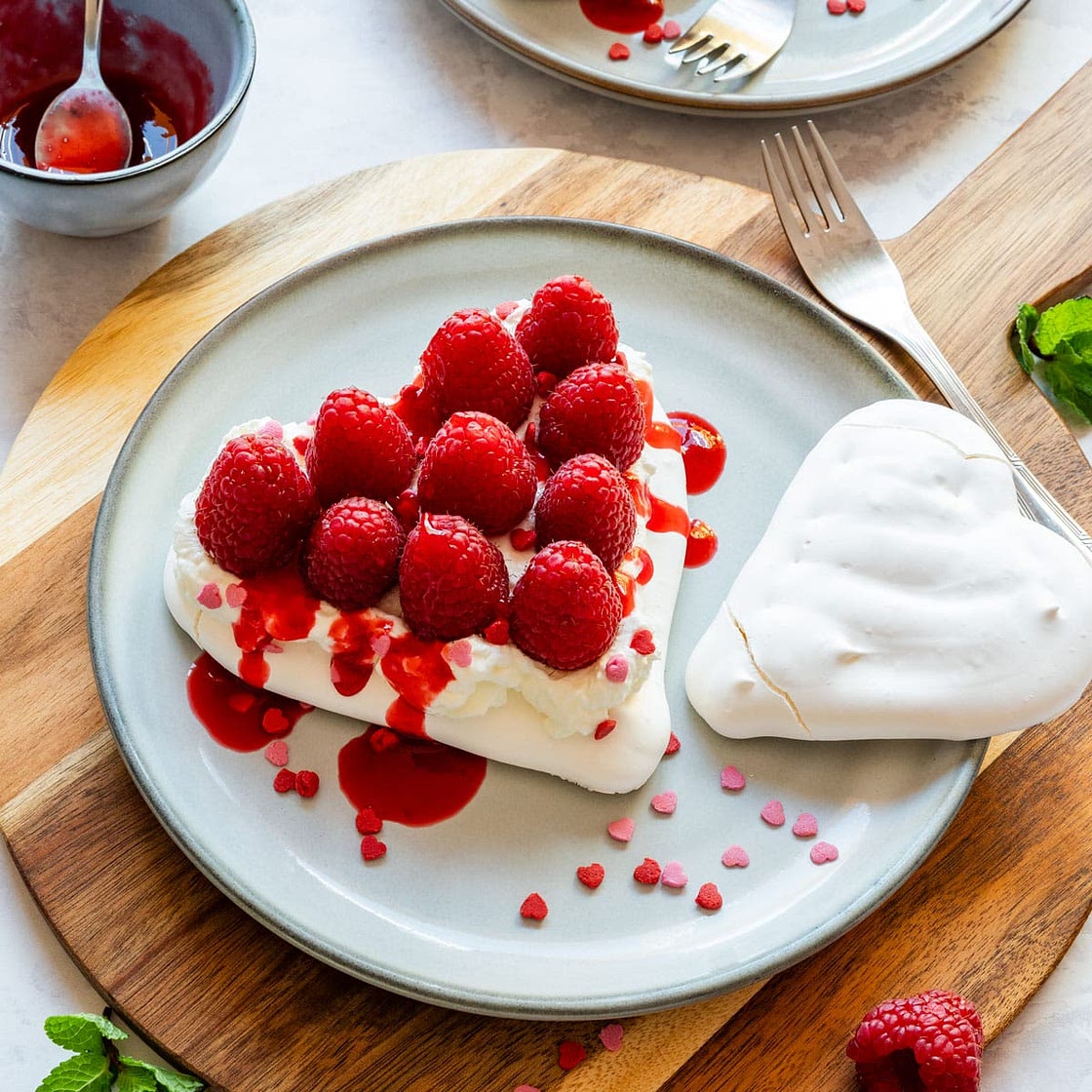 Heart-Shaped Mini Pavlovas Recipe