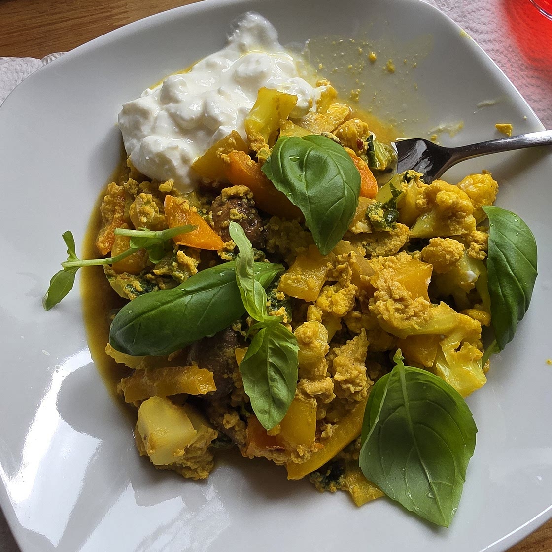 Cauliflower Breakfast Scramble