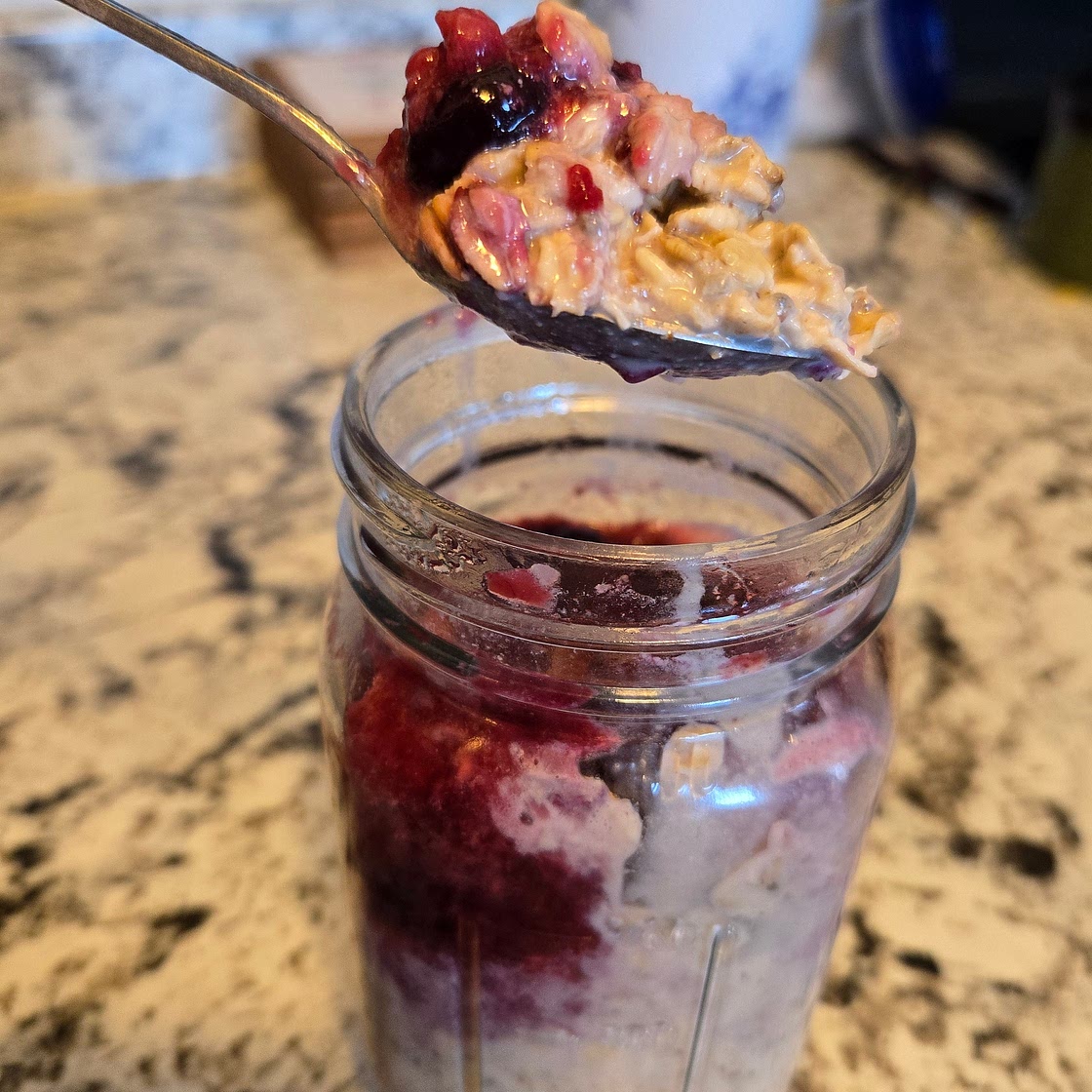 Overnight Berry Oats Low FODMAP gluten free