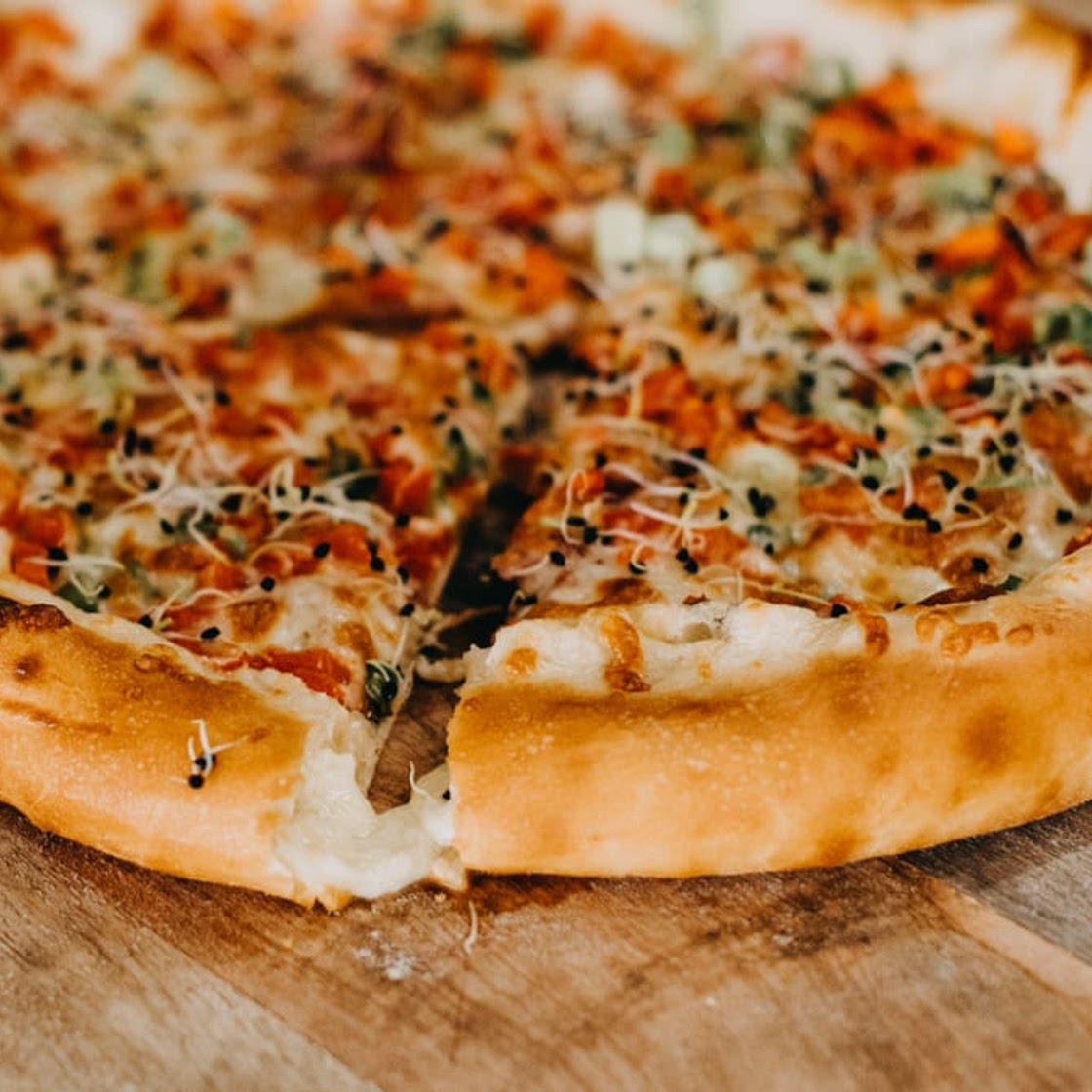 Pizza com borda recheada