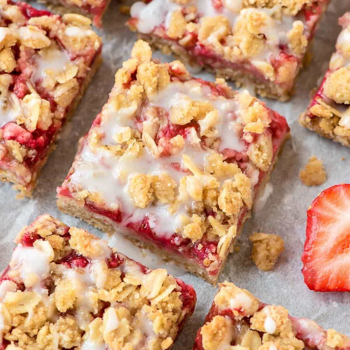 Healthy Strawberry Oatmeal Bars